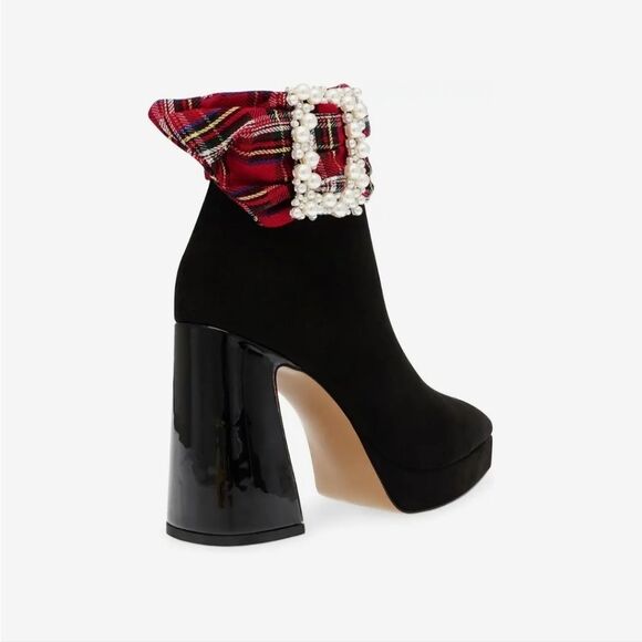 NEW Betsey Johnson Black Faux Suede Ankle Boots with Red Plaid Cuff 6.5, 7,  7.5 - Picture 4 of 4